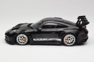 Porsche 911 992 GT3 RS Juodas Su Sidabriniais Ratais Minichamps 1:18 155062231 Metalas - nuotrauka 3 iš 6