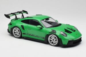 Porsche 911 992 GT3 RS Python Žalias & Sidabriniai Ratai & Juodas Dekoras Minichamps 1:18 153062235 Metalas - nuotrauka 4 iš 6