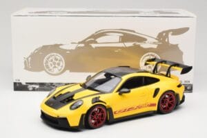 Porsche 911 992 GT3 RS Racing Yellow Weissach Package & Red Wheels Minichamps 1:18 110062025 Metalas - nuotrauka 8 iš 8