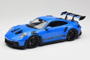 Porsche 911 992 GT3 RS Shark Mėlynas & Juodi Ratai Minichamps 1:18 153062233 Metalas
