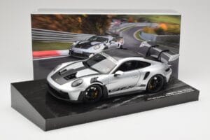 Porsche 911 992 GT3 RS Sidabras Weissach Package Minichamps 1:18 110062020 Metalas - nuotrauka 8 iš 8