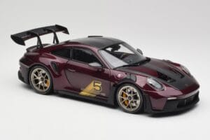 Porsche 911 992 GT3 RS Ultraviolet & Sidabriniai Ratai Minichamps 1:18 110062029 Metalas - nuotrauka 6 iš 8