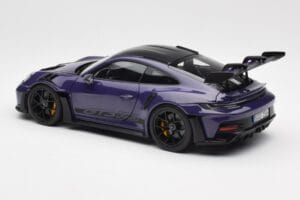 Porsche 911 992 GT3 RS Weissach Package Ultraviolet Norev 1:18 187368 Metalas - nuotrauka 7 iš 8