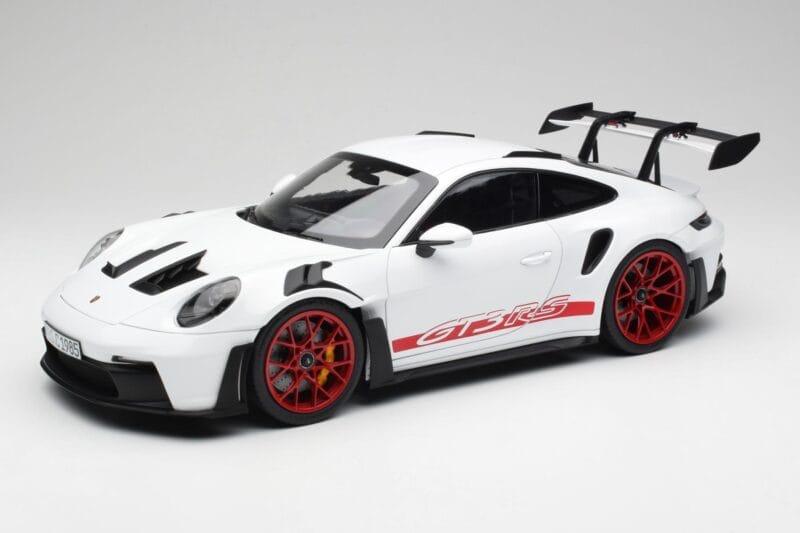 Porsche 911 992 GT3 RS Baltas & Pyro Raudonas Norev 1:12 127530 Metalas