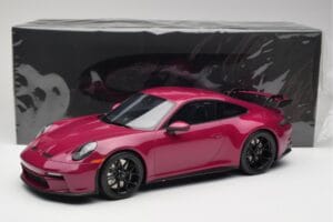 Porsche 911 992 GT3 Ruby Star Neo Red GT Spirit 1:12 GT536 Derva - nuotrauka 6 iš 6