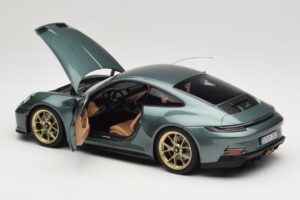 Porsche 911 992 GT3 Touring Package Malachite Green Metallic Norev 1:18 187382 Metalas - nuotrauka 5 iš 8