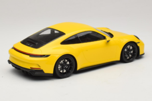 Porsche 911 992 GT3 Touring Geltonas Juodi Ratai Minichamps 1:18 117069021 Metalas - nuotrauka 2 iš 6