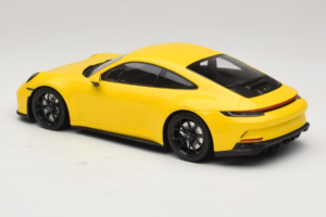 Porsche 911 992 GT3 Touring Geltonas Juodi Ratai Minichamps 1:18 117069021 Metalas - nuotrauka 5 iš 6