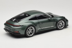 Porsche 911 992 S/T Malachite Green Metallic Norev 1:18 187472 Metalas - nuotrauka 3 iš 8