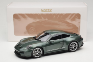 Porsche 911 992 S/T Malachite Green Metallic Norev 1:18 187472 Metalas - nuotrauka 8 iš 8