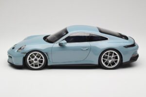 Porsche 911 992 S/T Meisenblau Norev 1:12 127550 Metalas - nuotrauka 3 iš 6