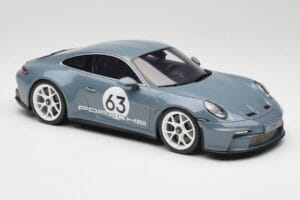 Porsche 911 992 ST Gentian Blue Metallic GT Spirit 1:18 GT491 Derva - nuotrauka 4 iš 6