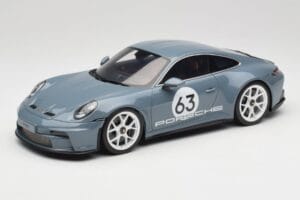 Porsche 911 992 ST Gentian Blue Metallic GT Spirit 1:18 GT491 Derva