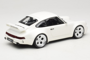 Porsche 911 992 Strosek Giga White GT Spirit 1:18 GT525 Derva - nuotrauka 2 iš 6