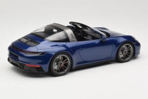 Porsche 911 992 Targa 4 GTS Blue Metallic Minichamps 1:18 155061060 Metalas - nuotrauka 2 iš 6