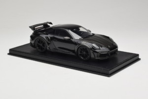 Porsche 911 992 TechArt GTstreet R Juodas Su Juodais Ratais TechArt 1:18 REMC012 Derva - nuotrauka 4 iš 6