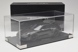 Porsche 911 992 TechArt GTstreet R Juodas Su Juodais Ratais TechArt 1:18 REMC012 Derva - nuotrauka 6 iš 6