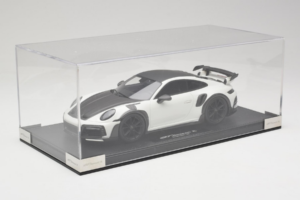 Porsche 911 992 TechArt GTstreet R Baltas Su Juodais Ratais TechArt 1:18 REMC013 Derva - nuotrauka 2 iš 6