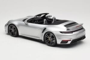 Porsche 911 992 Turbo S Kabrioletas Sidabrinis Minichamps 1:18 155069082 Metalas - nuotrauka 5 iš 6
