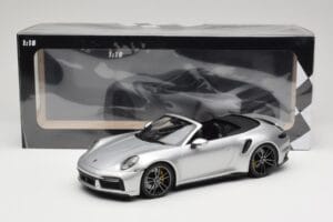 Porsche 911 992 Turbo S Kabrioletas Sidabrinis Minichamps 1:18 155069082 Metalas - nuotrauka 6 iš 6