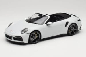 Porsche 911 992 Turbo S Kabrioletas White Metallic Minichamps 1:18 155069080 Metalas