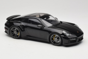 Porsche 911 992 Turbo S Juodas Minichamps 1:18 WAP02117BOL002 Metalas - nuotrauka 4 iš 6