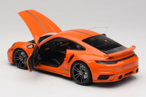 Porsche 911 992 Turbo S Coupe Sport Design Oranžinis Minichamps 1:18 113069074 Metalas - nuotrauka 5 iš 8