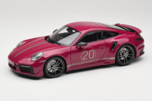 Porsche 911 992 Turbo S Coupe Sport Design Raudonas Minichamps 1:18 113069075 Metalas