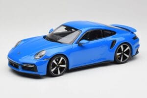 Porsche 911 992 Turbo S Gentian Mėlynas Minichamps 1:18 155069074 Metalas