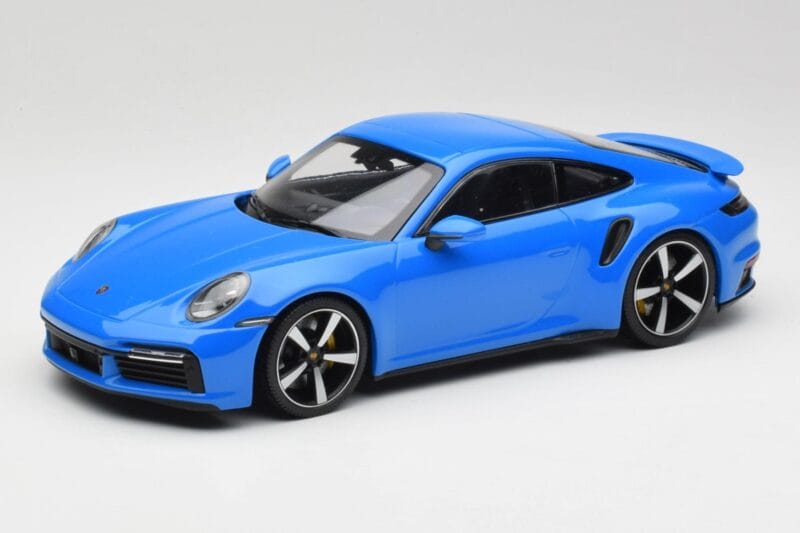 Porsche 911 992 Turbo S Gentian Mėlynas Minichamps 1:18 155069074 Metalas