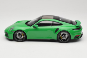 Porsche 911 992 Turbo S Žalias Minichamps 1:18 153069077 Metalas - nuotrauka 3 iš 6