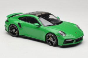 Porsche 911 992 Turbo S Žalias Minichamps 1:18 153069077 Metalas - nuotrauka 4 iš 6