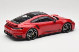Porsche 911 992 Turbo S Raudonas Minichamps 1:18 155069070 Metalas - nuotrauka 2 iš 6