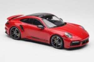 Porsche 911 992 Turbo S Raudonas Minichamps 1:18 155069070 Metalas - nuotrauka 4 iš 6