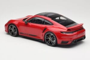 Porsche 911 992 Turbo S Raudonas Minichamps 1:18 155069070 Metalas - nuotrauka 5 iš 6