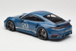 Porsche 911 992 Turbo S Sport Design Package Gentian Blue Metallic Minichamps 1:18 155069170 Metalas - nuotrauka 5 iš 6
