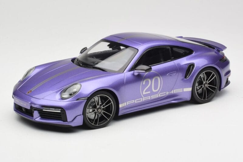 Porsche 911 992 Turbo S Sport Design Package Viola Metallic Minichamps 1:18 155069174 Metalas