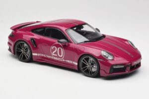 Porsche 911 992 Turbo S su Sport Design Package Raudonas Minichamps 1:18 155069172 Metalas - nuotrauka 4 iš 6