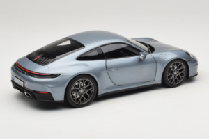 Porsche 911 992.2 Carrera Polar Silver Metallic Norev 1:18 187170 Metalas - nuotrauka 3 iš 8