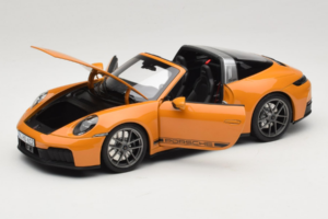 Porsche 911 992.2 Targa 4 GTS Bahama Yellow Norev 1:18 187190 Metalas - nuotrauka 2 iš 10