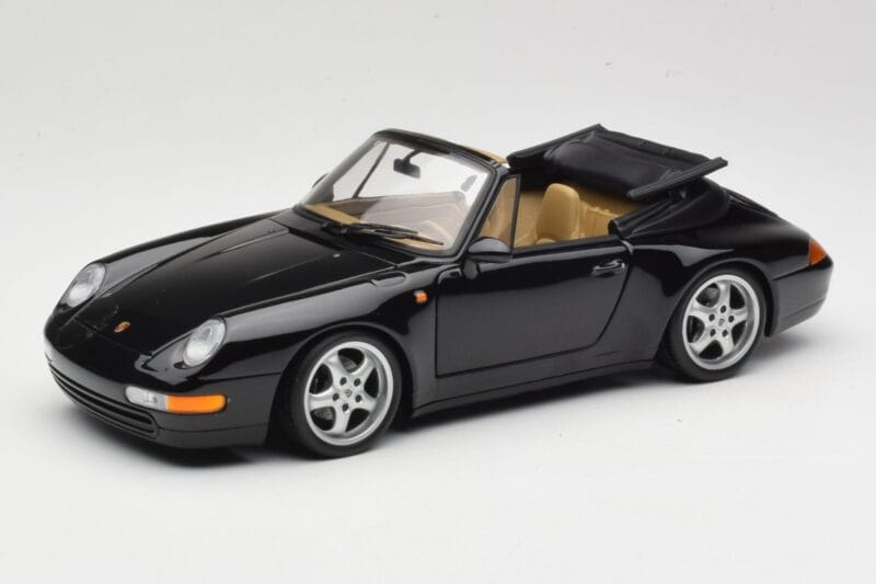 Porsche 911 993 Kabrioletas Juodas UT Models 1:18 27806-U1 Metalas