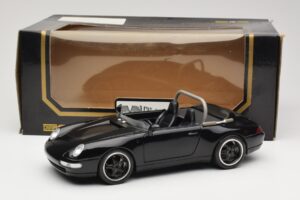 Porsche 911 993 Carrera Kabrioletas Juodas Bburago 1:18 3090-M1 Metalas - nuotrauka 8 iš 8