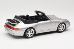 Porsche 911 993 Carrera Kabrioletas Sidabrinis Bburago 1:18 18-12039 Metalas - nuotrauka 3 iš 8
