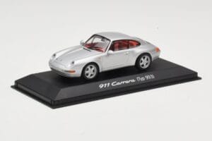 Porsche 911 993 Carrera Sidabrinis Minichamps 1:43 WAP02003597 Metalas - nuotrauka 2 iš 4
