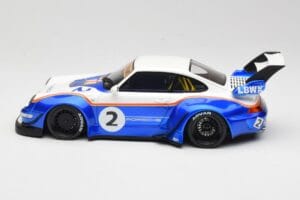 Porsche 911 993 RWB X Liberty Walk Baltas Su Melyna GT Spirit 1:18 GT530 Derva - nuotrauka 3 iš 8
