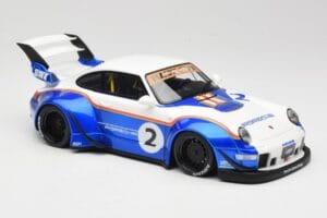 Porsche 911 993 RWB X Liberty Walk Baltas Su Melyna GT Spirit 1:18 GT530 Derva - nuotrauka 4 iš 8