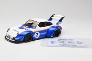 Porsche 911 993 RWB X Liberty Walk Baltas Su Melyna GT Spirit 1:18 GT530 Derva - nuotrauka 7 iš 8
