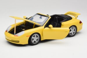 Porsche 911 996 Kabrioletas Speed Geltonas UT Models 1:18 27906 Metalas - nuotrauka 2 iš 8