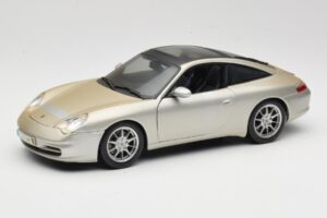 Porsche 911 996 Carrera 4S Sidabrinis Maisto 1:18 WAP02102212 Metalas