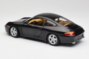 Porsche 911 996 Carrera Juodas Gate 1:18 1043 Metalas - nuotrauka 7 iš 8